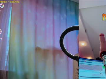 webcam girl _biscuitty image #2115136