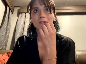 webcam girl milaboo_xoxo image #4495209