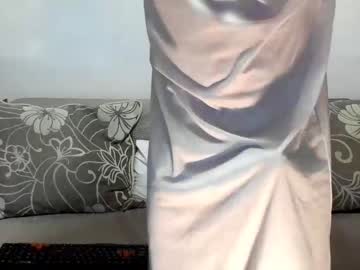 Cam for omar_xoxo