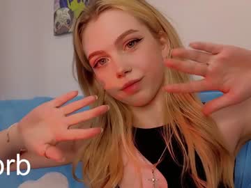 webcam girl small_blondee image #4432013