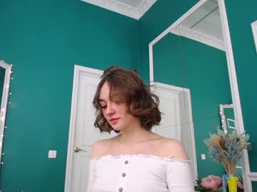 webcam girl adelewilson__ image #1248557