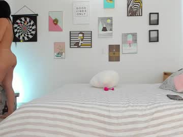 webcam girl ashlyeroberts01 image #3589973