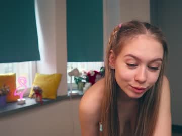 webcam girl aleksa_cutie image #1271117