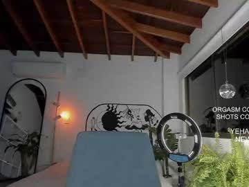 webcam girl lonelly_lolly98 image #3650038