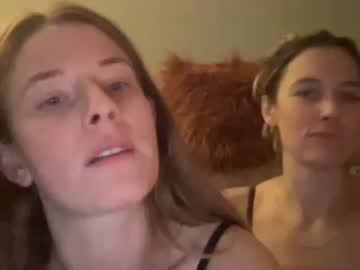 webcam couple fartsmommy image #3450015
