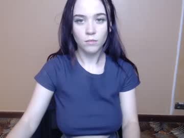 webcam girl kamila_fox_ image #2673165
