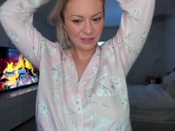webcam girl kiradivine image #785578