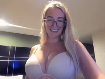 webcam girl mariah95 image #211651