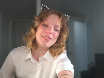 webcam girl crimsonxrapture image #1236360
