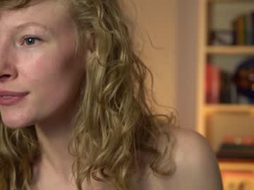 webcam girl sistinehashands image #1668390