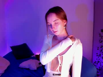 webcam girl golden_bag image #2524588