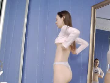 webcam girl kriskras__ image #3938668