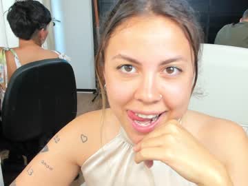 webcam girl daily_stories image #4132723