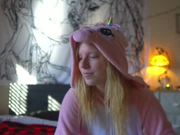 webcam girl crimsonxrapture image #618877
