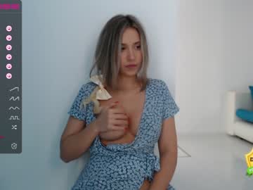 webcam girl theellenshow image #3610360