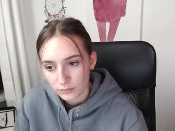 webcam girl lili_petit image #3116235
