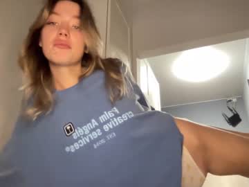 webcam girl angel_from_sky image #4087648