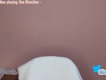 webcam girl hollyextra image #2090114