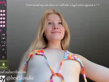 webcam girl bestblondiiecb image #2412300