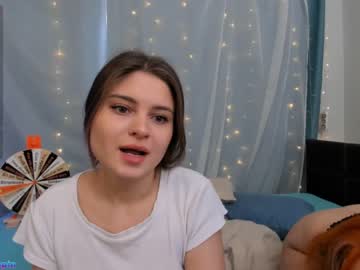 webcam girl sinacampby image #1211182