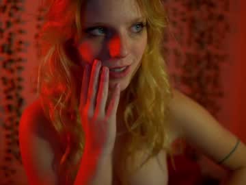 webcam girl crimsonxrapture image #350091