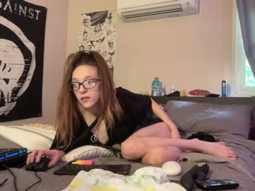 Cam for barelylegalbabygurl