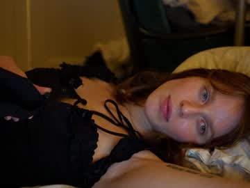 webcam girl ellaa91 image #3132501