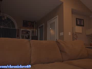 webcam girl chroniclove image #4364300