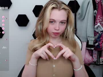 webcam girl small_blondee image #4311100