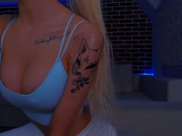 webcam girl milana2005 image #5808632