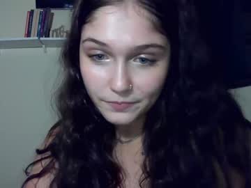 Cam for honeybabs
