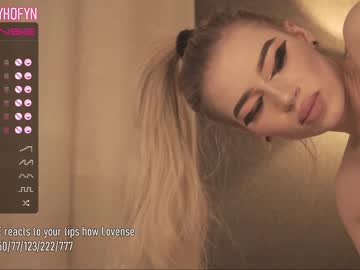 webcam girl crystalreves image #1036216