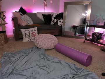 webcam girl skyewatson image #4614320