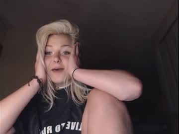 webcam girl kipsy420 image #1863626