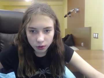 webcam girl emilia_smith_ image #1755036