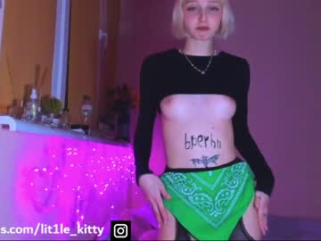 webcam girl lit1le_kitty_ image #3483513