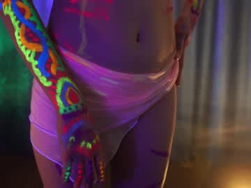 webcam girl little_animal image #5611223