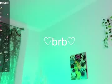 webcam girl small_blondee image #3937262