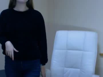 webcam girl zoey_deuttch image #3681090