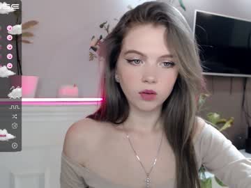 webcam girl small_blondee image #2728539
