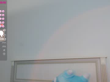 webcam girl small_blondee image #3152403