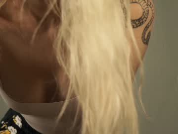webcam girl cuteelsa_ image #4830531