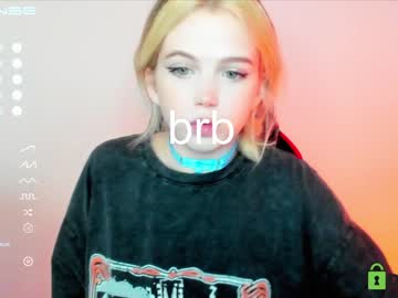 webcam girl small_blondee image #4145181