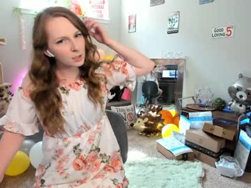 webcam girl skyewatson image #5142613