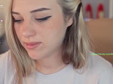 webcam girl mia_milagros image #2086333