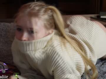 webcam girl bestblondiiecb image #6062767