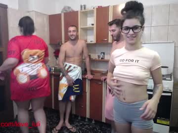 webcam couple iuliana32 image #258892