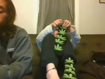 webcam couple spillthewine420 image #1856686