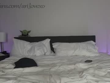 webcam couple ari_lovexo image #3979785