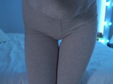 webcam girl houseofkei image #1295324